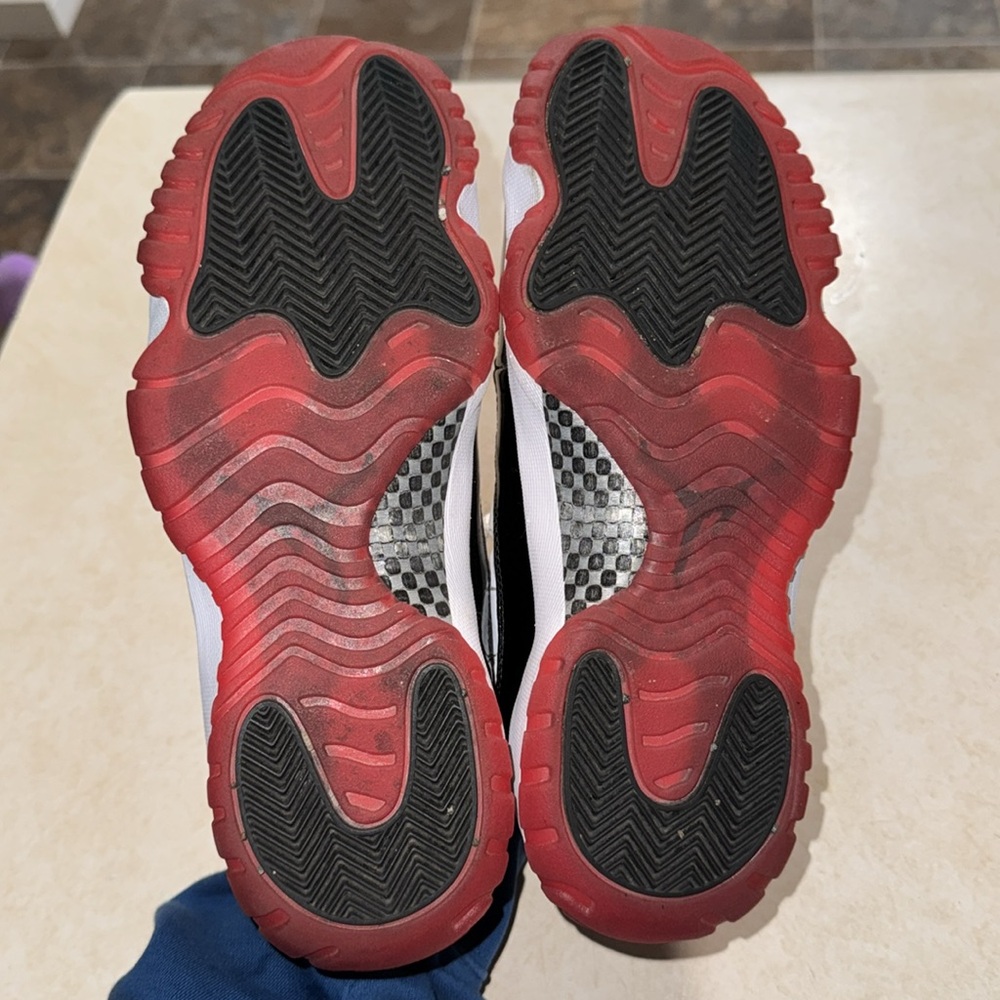 Air Jordan 11 Retro Low Concord Bred - Picture 7 of 7